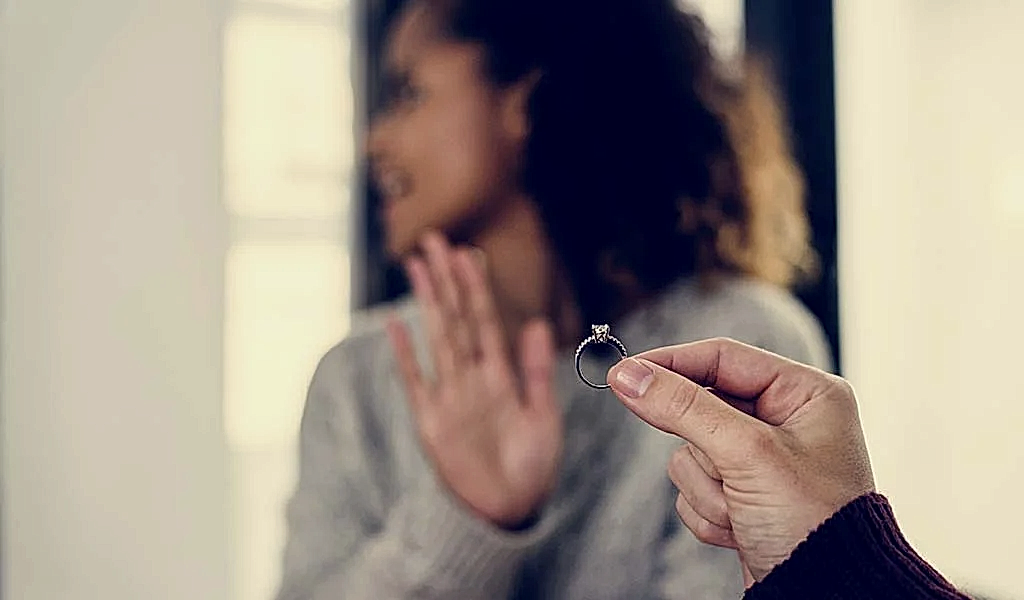 20 Wedding Proposal Mistakes Your Other Half Won't Love